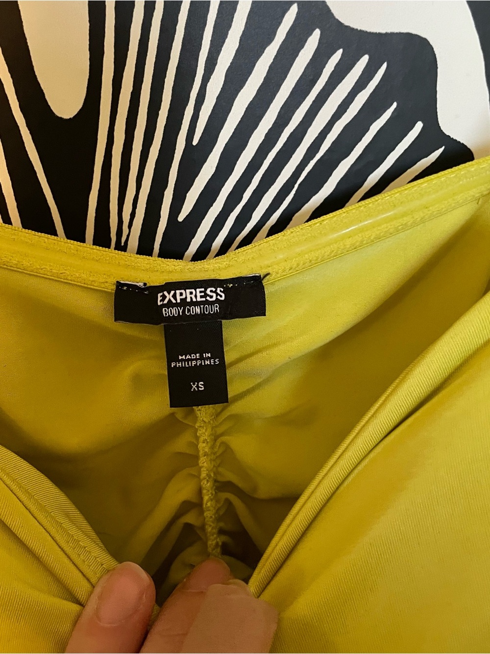 Express Ruched Bodysuit - Picture 6 of 8
